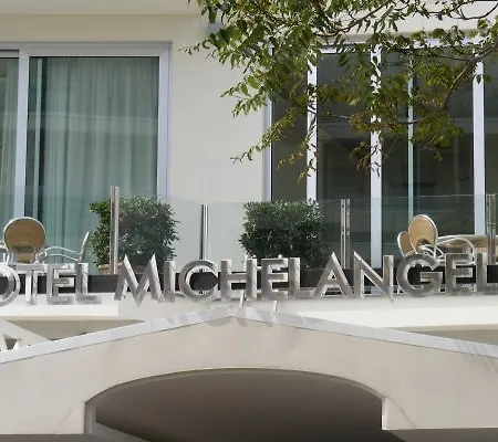 Michelangelo ホテル 3*